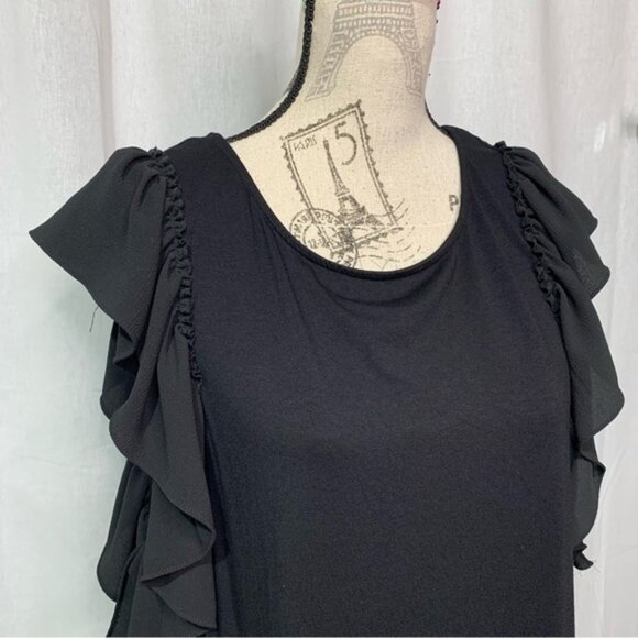 Vince Camuto M Ruffled Top - Picture 3 of 6